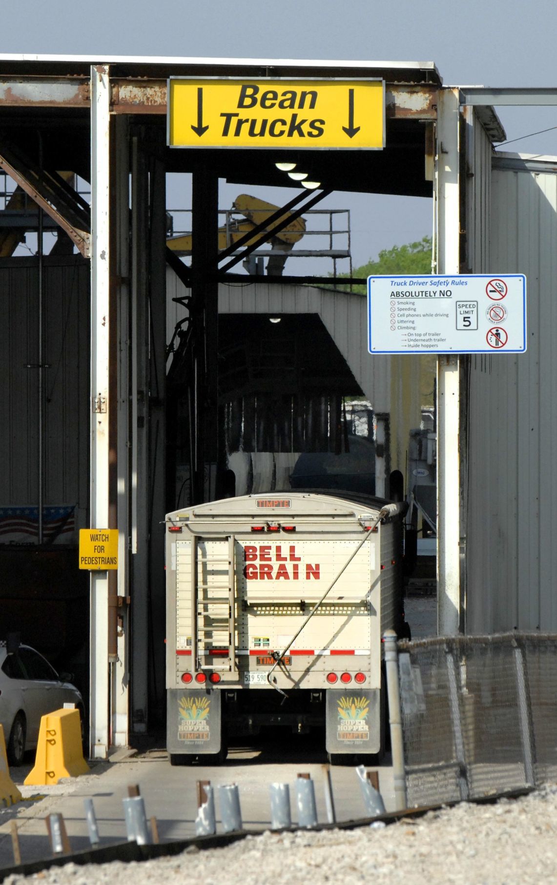 051719-blm-loc-2soytariffs